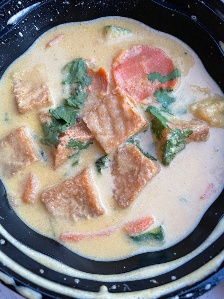 Vietnamese yellow coconut curry  with tofu